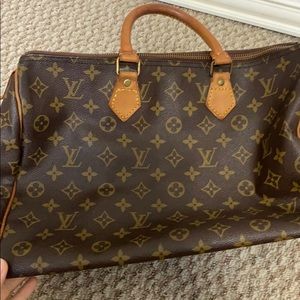 Louis Vuitton purse